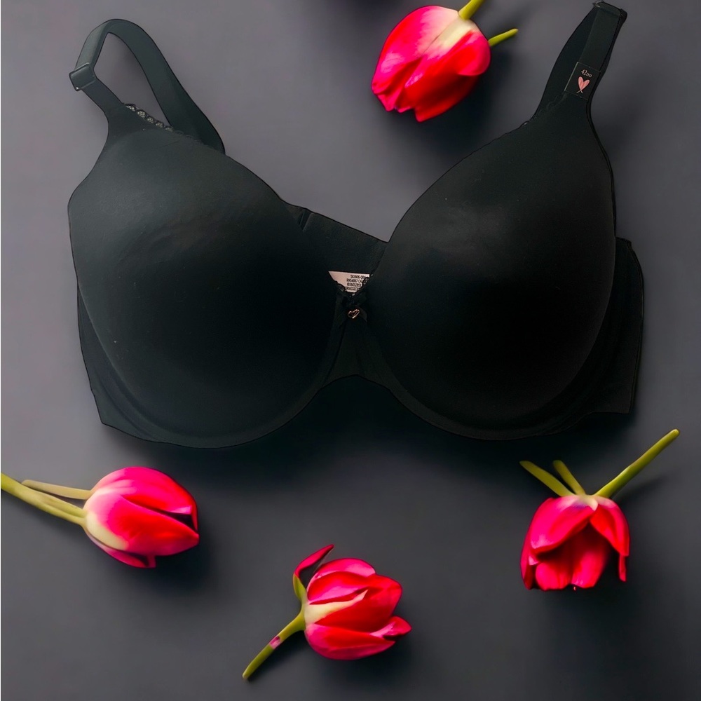 Black body by Victoria bra.